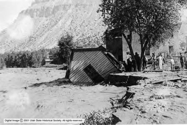 Helper_Utah_Flood_p_1.jpg