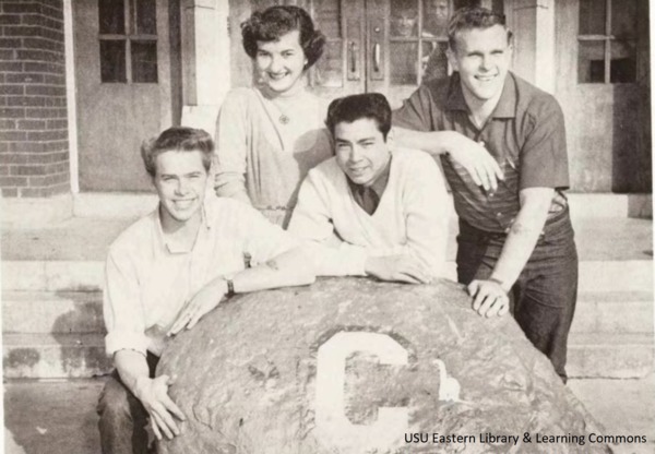 1954 Senior Class Representatives.png