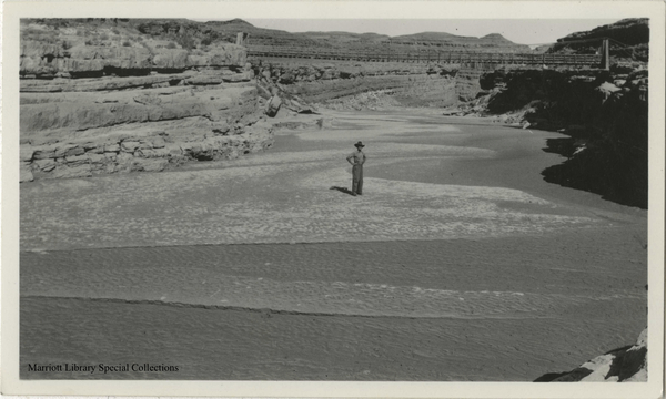 San_Juan_River_dry_1932.jpg