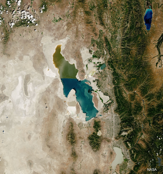 greatsaltlake_oli2_202207_lrg-2.jpg