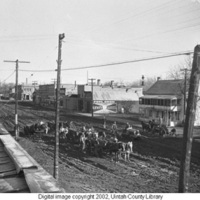 Team_and_Scraper_in_1933_doing_road_work_.jpg